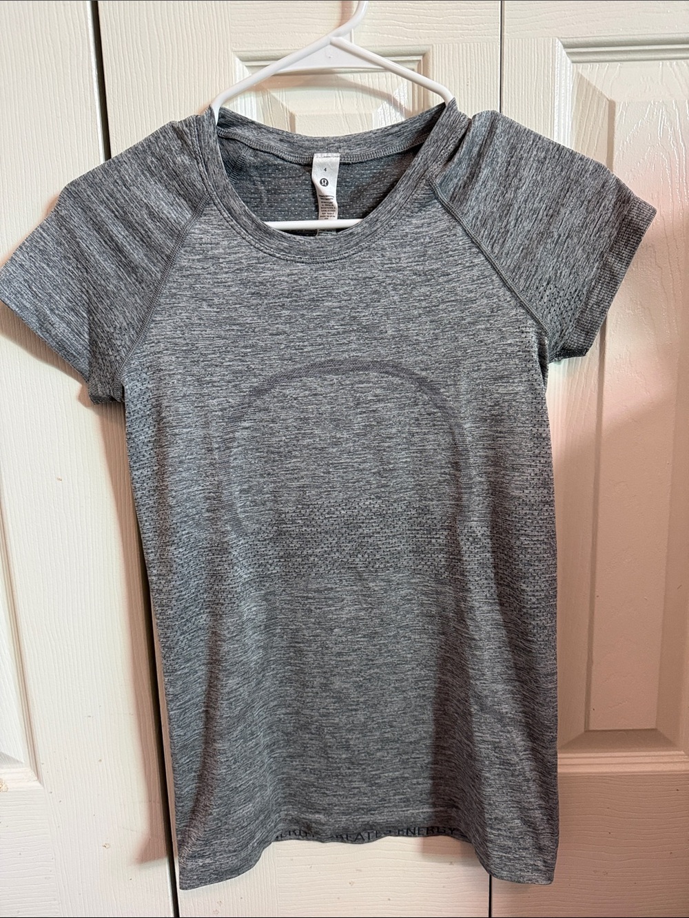 lululemon athletica Heather Gray Short Sleeve Crew Tee